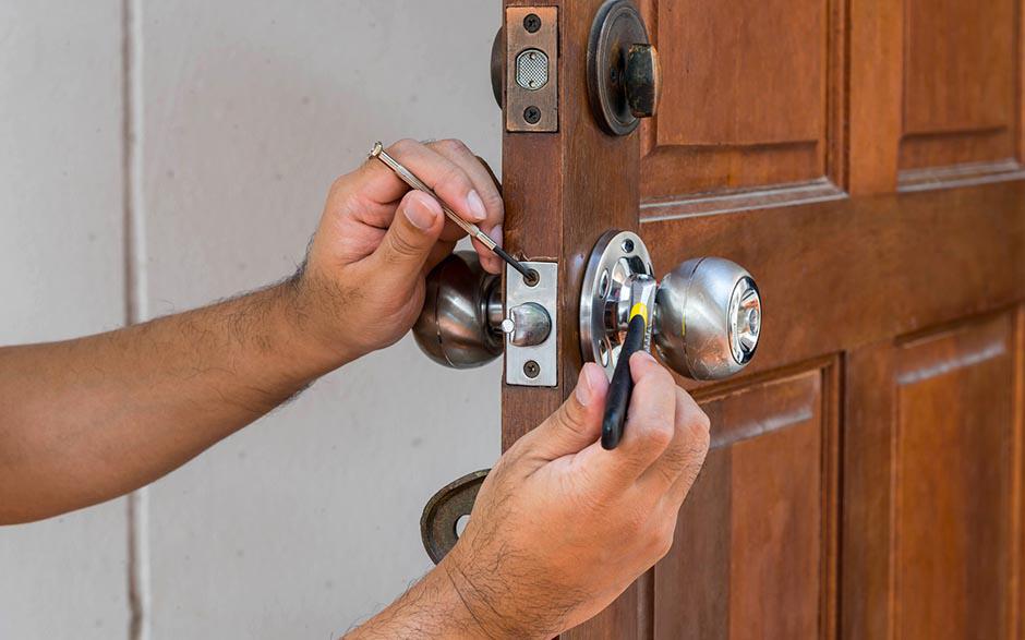 ouvrir une porte fermée à clé Eaubonne